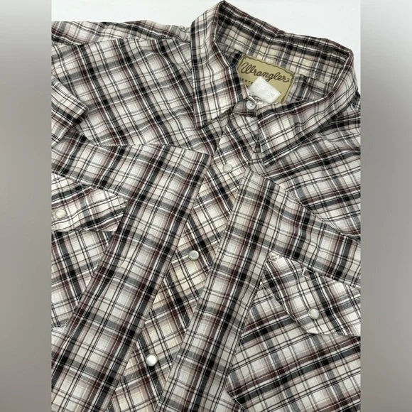 Vintage Wrangler Men’s Short Sleeve Brown Plaid Pearl Snap Shirt No Sz Tag U6 - Picture 1 of 4